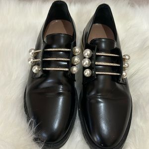 Coliac Pearl Embellished Platform Loafers